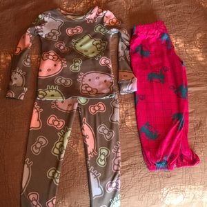 Girls size 4 pjs
